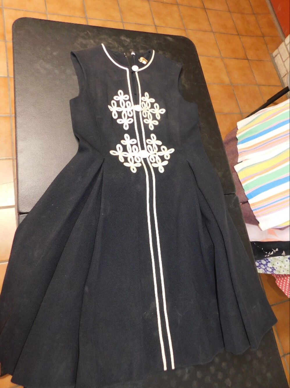 VINTAGE - Black Dress with White Embroidered Trim